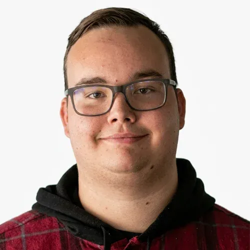 headshot-brett-_hidden_creek_crew_leader