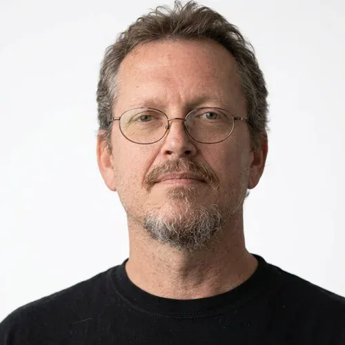 headshot-jason-_ornamental_crew_leader.