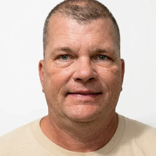 headshot-jim-_holley_by_the_sea_crew_leader.