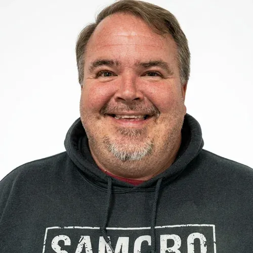 headshot-paul-_navarre_field_service_manager